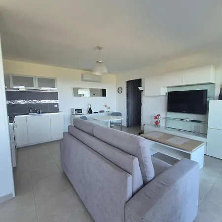 T2 Vue Apartment Chiatra
